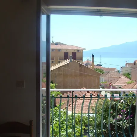 公寓式酒店 Dionisis Agia Efimia