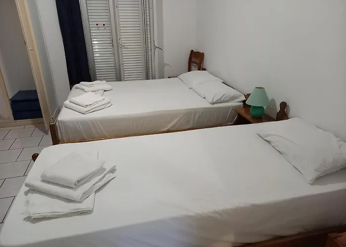 Apartmanhotel Dionisis Ajía Effimía